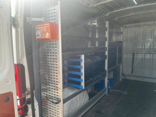 Peugeot Boxer 335 2.2 BlueHDi 140 L2H2 Premium | Sortimo | Camera | Trekhaak | | 2 zitplaatsen rechtsvoor | Ach... ActivLease financial lease