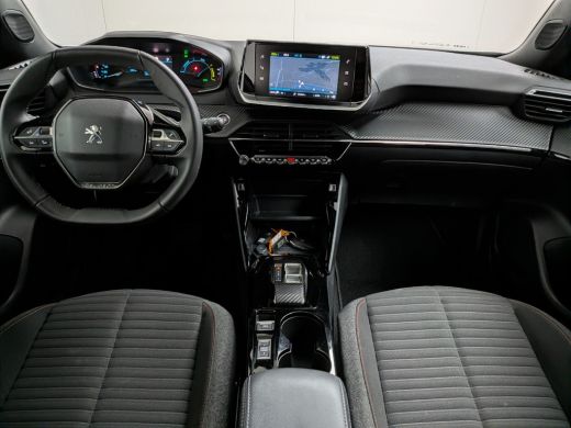 Peugeot e-2008 EV Active Pack 50 kWh | Navigatie | Camera | Apple Carplay / Android Auto | SOH 96% | Achterbank ... ActivLease financial lease