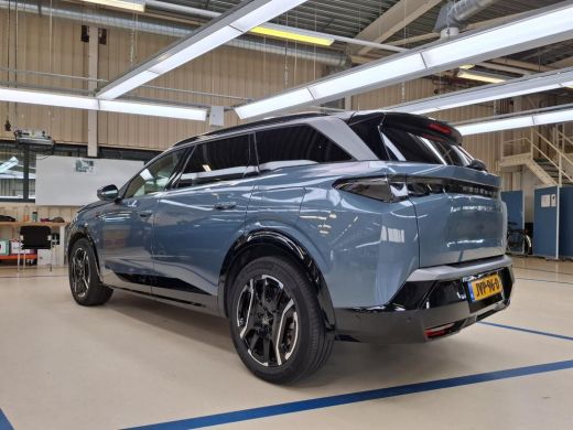 Peugeot e-5008 GT Avantage 73 kWh 7p | Fase 3 laden | SOH 100% | Luxe stoelen | Elektrische verstelbare stoelen ... ActivLease financial lease