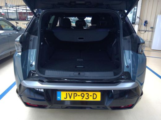 Peugeot e-5008 GT Avantage 73 kWh 7p | Fase 3 laden | SOH 100% | Luxe stoelen | Elektrische verstelbare stoelen ... ActivLease financial lease