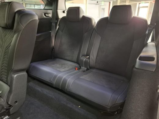 Peugeot e-5008 GT Avantage 73 kWh 7p | Fase 3 laden | SOH 97% | Luxe stoelen | Elektrische verstelbare stoelen |... ActivLease financial lease