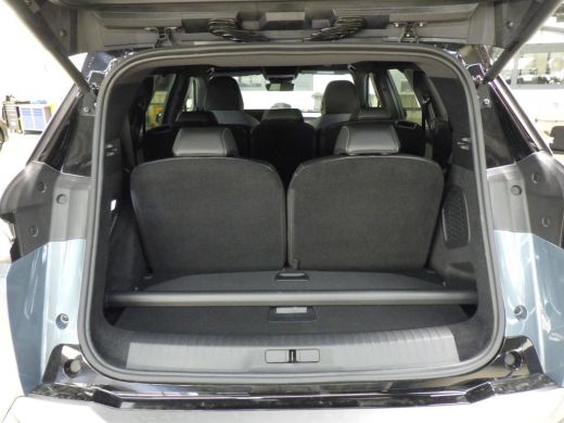 Peugeot e-5008 GT Exclusive 73 kWh 7p | Fase 3 laden | SOH 99% | Lederen bekleding | Massage | Trekhaak | 20 Inc... ActivLease financial lease