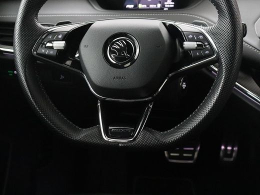 Skoda Enyaq iV | SOH 93,3% | Leder/alcantara | Stuur/stoel verwarming | Cruise control | Carplay | Camera | Park... ActivLease financial lease