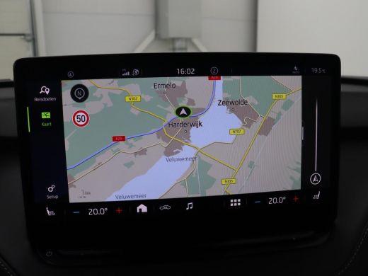 Skoda Enyaq iV | SOH 93,3% | Leder/alcantara | Stuur/stoel verwarming | Cruise control | Carplay | Camera | Park... ActivLease financial lease