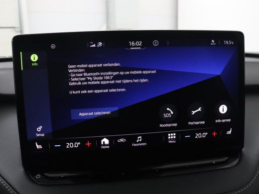 Skoda Enyaq iV | SOH 93,3% | Leder/alcantara | Stuur/stoel verwarming | Cruise control | Carplay | Camera | Park... ActivLease financial lease