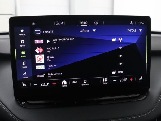 Skoda Enyaq iV | SOH 93,3% | Leder/alcantara | Stuur/stoel verwarming | Cruise control | Carplay | Camera | Park... ActivLease financial lease