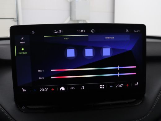 Skoda Enyaq iV | SOH 93,3% | Leder/alcantara | Stuur/stoel verwarming | Cruise control | Carplay | Camera | Park... ActivLease financial lease