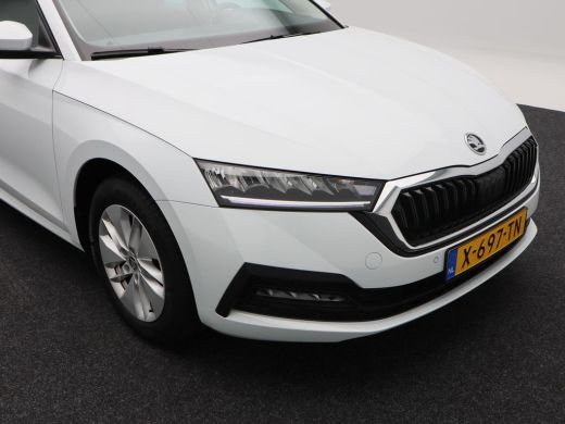Skoda Octavia Combi 1.0 TSi 110 Pk Business Edition | Stoelverwarming | Adaptive Cruise | Navigatie | CarPlay |... ActivLease financial lease