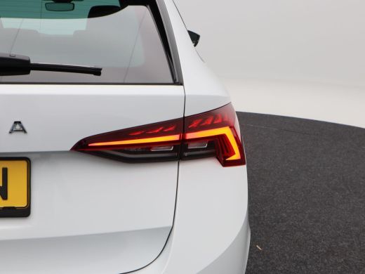 Skoda Octavia Combi 1.0 TSi 110 Pk Business Edition | Stoelverwarming | Adaptive Cruise | Navigatie | CarPlay |... ActivLease financial lease
