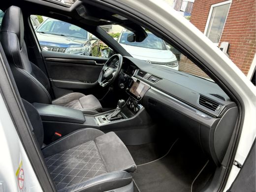 Skoda Superb Combi 1.4 TSI iV Sportline Business Panoramadak, Trekhaak ActivLease financial lease
