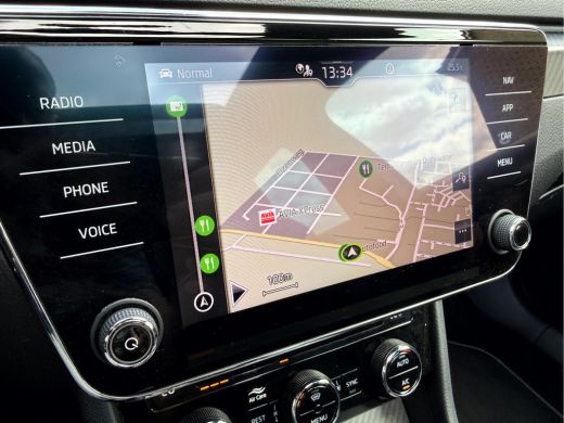 Skoda Superb Combi 1.4 TSI iV Sportline Business Panoramadak, Trekhaak ActivLease financial lease