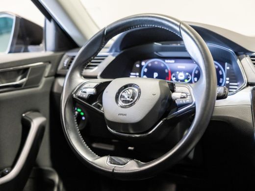 Skoda Superb Combi 1.5 TSI ACT Business Edition / 150pk / Trekhaak / NAP / Apple CarPlay / ActivLease financial lease