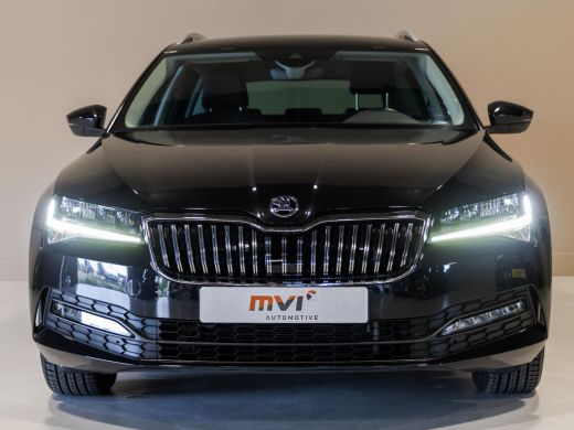 Skoda Superb Combi 1.5 TSI ACT Business Edition / 150pk / Trekhaak / NAP / Apple CarPlay / ActivLease financial lease