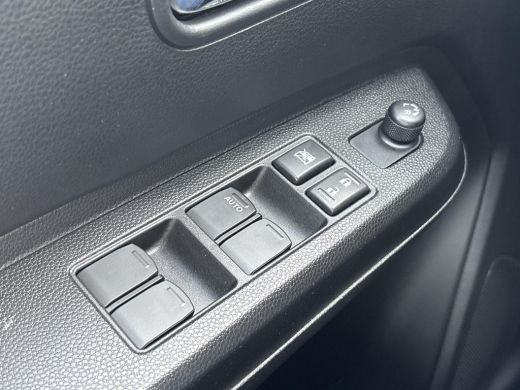Suzuki Ignis 1.2 Smart Hybrid Style **KEYLESS/ CRUISE CONTROL/ STOELVERWARMING** ActivLease financial lease
