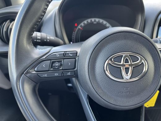 Toyota Aygo X 1.0 VVT-i S-CVT Play | Achteruitrijcamera | Carplay | Airco | ActivLease financial lease