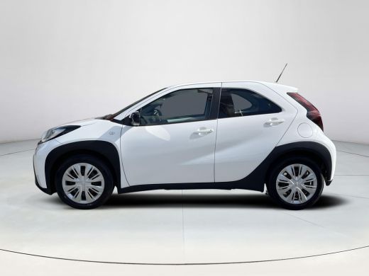 Toyota Aygo X 1.0 VVT-i S-CVT Play | Achteruitrijcamera | Carplay | Airco | ActivLease financial lease
