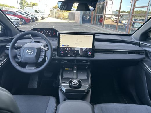 Toyota C-HR+ Executive AWD 77 kWh ActivLease financial lease