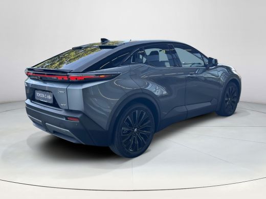 Toyota C-HR+ Executive AWD 77 kWh ActivLease financial lease