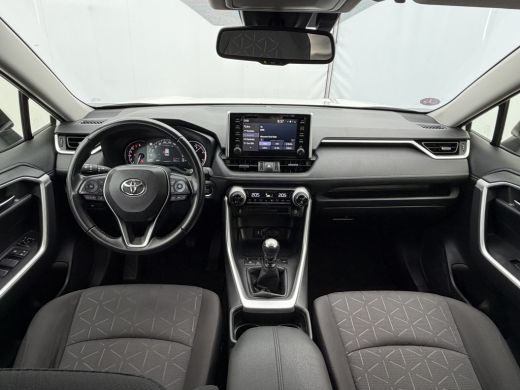 Toyota RAV4 2.0 VVT-iE Business Trekhaak (2000 kg) Adapt.Cruise Carplay Camera Voll.Dealer Onderhouden! ActivLease financial lease