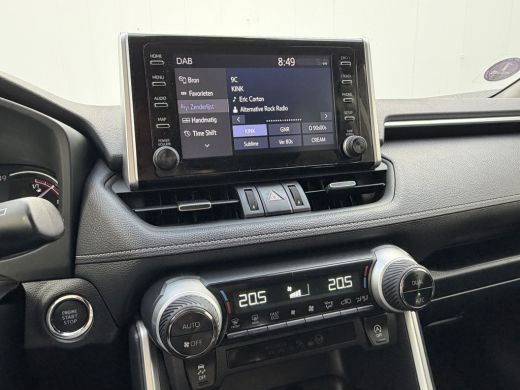Toyota RAV4 2.0 VVT-iE Business Trekhaak (2000 kg) Adapt.Cruise Carplay Camera Voll.Dealer Onderhouden! ActivLease financial lease