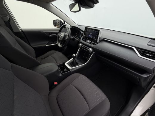 Toyota RAV4 2.0 VVT-iE Business Trekhaak (2000 kg) Adapt.Cruise Carplay Camera Voll.Dealer Onderhouden! ActivLease financial lease
