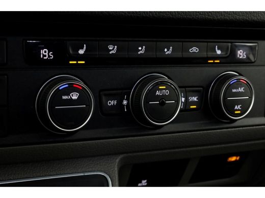 Volkswagen Crafter e-Crafter 36 kWh 100% Elektrisch L3H3 (L2H2) D.C. Laadklep 500kg SOH 94% 02-2020 ActivLease financial lease