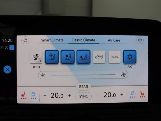 Volkswagen Golf 1.4 eHybrid GTE | SOH 90,0% | Panoramadak | Leder | Adaptive cruise | Memory | Trekhaak | Stuur/s... ActivLease financial lease
