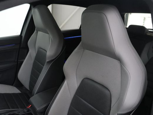 Volkswagen Golf 1.4 eHybrid GTE | SOH 90,0% | Panoramadak | Leder | Adaptive cruise | Memory | Trekhaak | Stuur/s... ActivLease financial lease