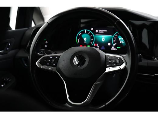 Volkswagen Golf 1.4 eHybrid Style l Elektr. Stoel incl Memory l Trekhaak Elektr. l Velours Bekleding l Stoelverwa... ActivLease financial lease