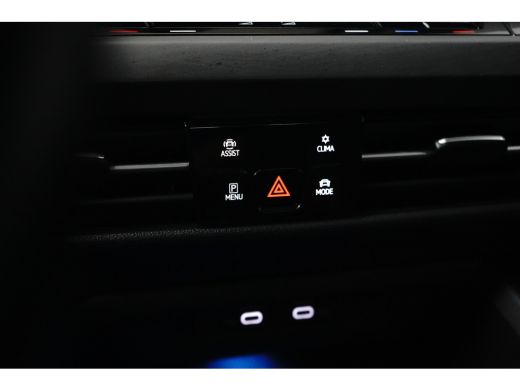 Volkswagen Golf 1.4 eHybrid Style l Elektr. Stoel incl Memory l Trekhaak Elektr. l Velours Bekleding l Stoelverwa... ActivLease financial lease