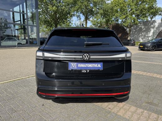 Volkswagen ID.7 77 kWh Pro Business VAN:47.900,- VOOR: 44.440,- UW HERFSTVOORDEEL:3.460,- SOH 96%| 360 CAMERA | E... ActivLease financial lease