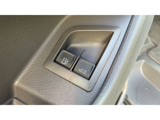 Volkswagen Multivan 1.5 eHybrid L2 Bulli Edition 4Motion 1.5 eHybrid L2 Bulli Edition 4Motion ActivLease financial lease