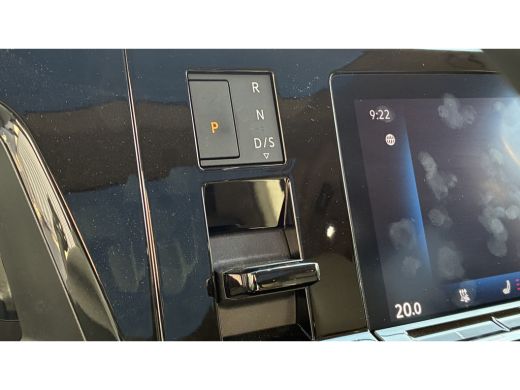 Volkswagen Multivan 1.5 eHybrid L2 Bulli Edition 4Motion 1.5 eHybrid L2 Bulli Edition 4Motion ActivLease financial lease