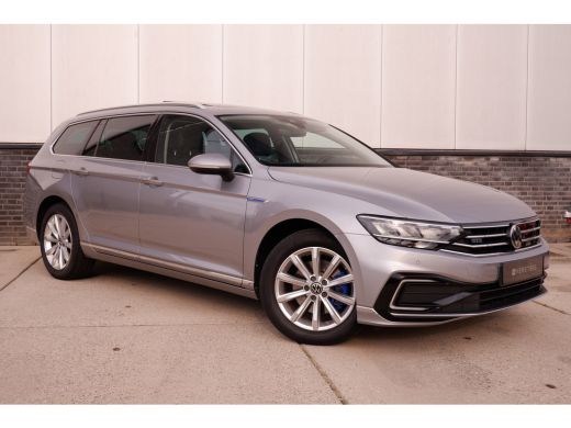Volkswagen Passat Variant 1.4 TSI PHEV GTE Business | Pano | Elek. Trekhaak | Carplay | LED | Camera | Navi | Alcan... ActivLease financial lease