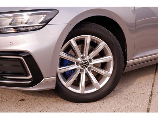 Volkswagen Passat Variant 1.4 TSI PHEV GTE Business | Pano | Elek. Trekhaak | Carplay | LED | Camera | Navi | Alcan... ActivLease financial lease