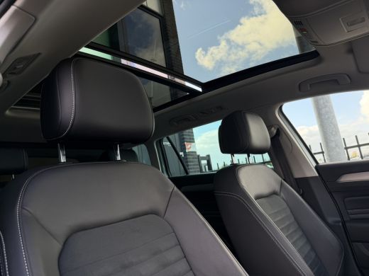 Volkswagen Passat Variant 1.4 TSI PHEV GTE Business | Pano | Elek. Trekhaak | Carplay | LED | Camera | Navi | Alcan... ActivLease financial lease