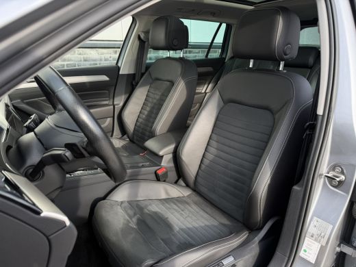 Volkswagen Passat Variant 1.4 TSI PHEV GTE Business | Pano | Elek. Trekhaak | Carplay | LED | Camera | Navi | Alcan... ActivLease financial lease