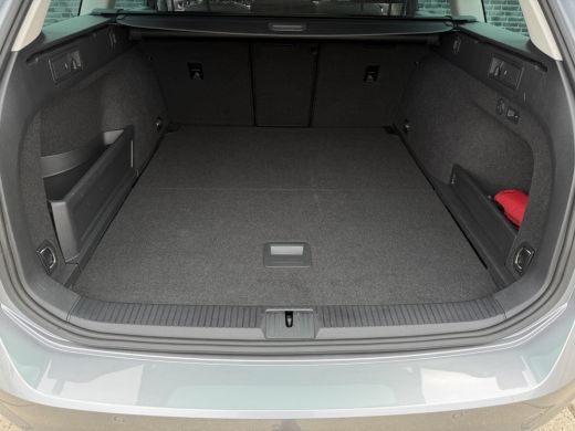 Volkswagen Passat Variant 1.4 TSI PHEV GTE Business | Pano | Elek. Trekhaak | Carplay | LED | Camera | Navi | Alcan... ActivLease financial lease