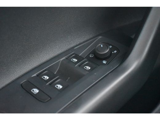Volkswagen Polo Life Edition | 'App-Connect' smartphone integratie | Buitenspiegels elektrisch instel- verwarm- e... ActivLease financial lease
