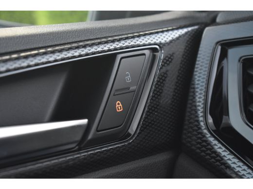Volkswagen Polo Life Edition | 'App-Connect' smartphone integratie | Buitenspiegels elektrisch instel- verwarm- e... ActivLease financial lease