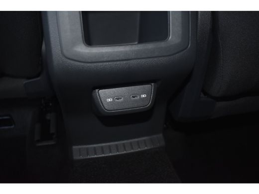 Volkswagen Polo Life Edition | 'App-Connect' smartphone integratie | Buitenspiegels elektrisch instel- verwarm- e... ActivLease financial lease
