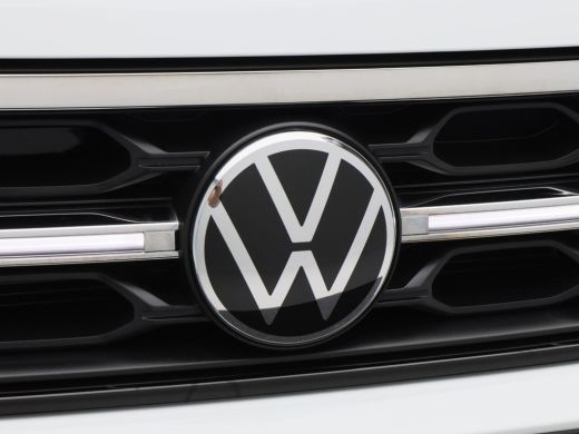 Volkswagen T-Roc 1.5 TSi 150 Pk Automaat R-Line Business | Carplay | Adaptive Cruise | Stoelverwarming | LED | 18 ... ActivLease financial lease