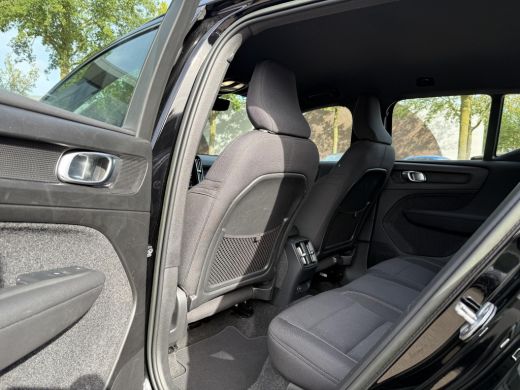 Volvo  XC40 Recharge Core 70 kWh VAN: &euro; 31.900- VOOR: &euro; 29.877,- UW HERFSTVOORDEEL: &euro; 2.023,-| SOH 91%| ELEK... ActivLease financial lease