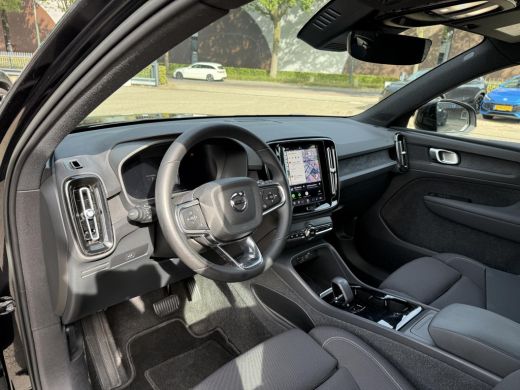 Volvo  XC40 Recharge Core 70 kWh VAN: &euro; 31.900- VOOR: &euro; 29.877,- UW HERFSTVOORDEEL: &euro; 2.023,-| SOH 91%| ELEK... ActivLease financial lease