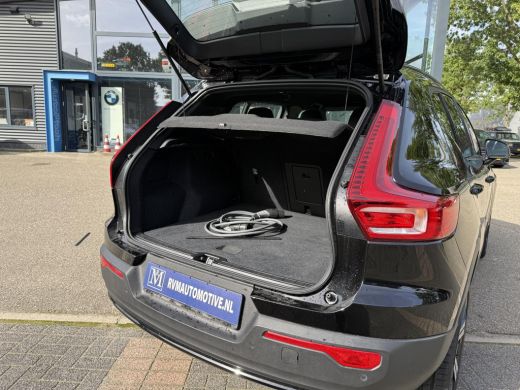 Volvo  XC40 Recharge Core 70 kWh VAN: &euro; 31.900- VOOR: &euro; 29.877,- UW HERFSTVOORDEEL: &euro; 2.023,-| SOH 91%| ELEK... ActivLease financial lease