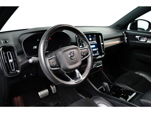 Volvo  XC40 Recharge P8 AWD R-Design | Camera | Warmtepomp | 20'' | Apple Carplay/Android Auto | Adapt. Cruise | ActivLease financial lease