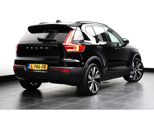 Volvo  XC40 Recharge P8 AWD R-Design | Camera | Warmtepomp | 20'' | Apple Carplay/Android Auto | Adapt. Cruise | ActivLease financial lease
