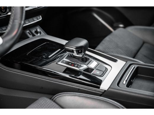 Audi Q5 55 TFSI e S edition Competition l S-Line in & Ext. l Elektr. Stoel l Stoelverwarming l Camera l A... ActivLease financial lease