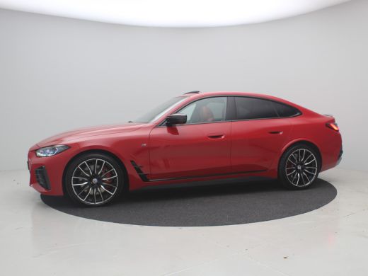 BMW i4 M50 High Executive 84 kWh / AWD / 544PK / 450 km WLTP / Warmtepomp / 3 Fase laden / M-Performance... ActivLease financial lease