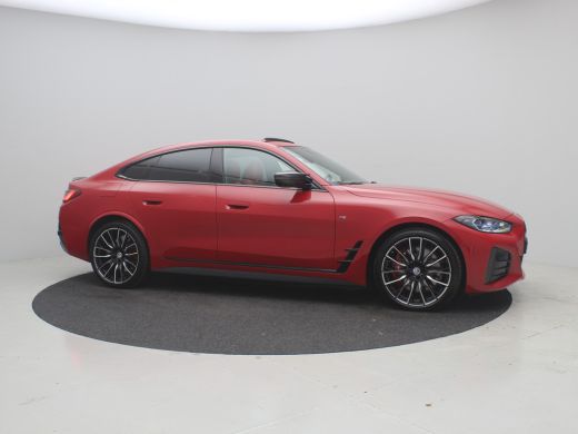 BMW i4 M50 High Executive 84 kWh / AWD / 544PK / 450 km WLTP / Warmtepomp / 3 Fase laden / M-Performance... ActivLease financial lease